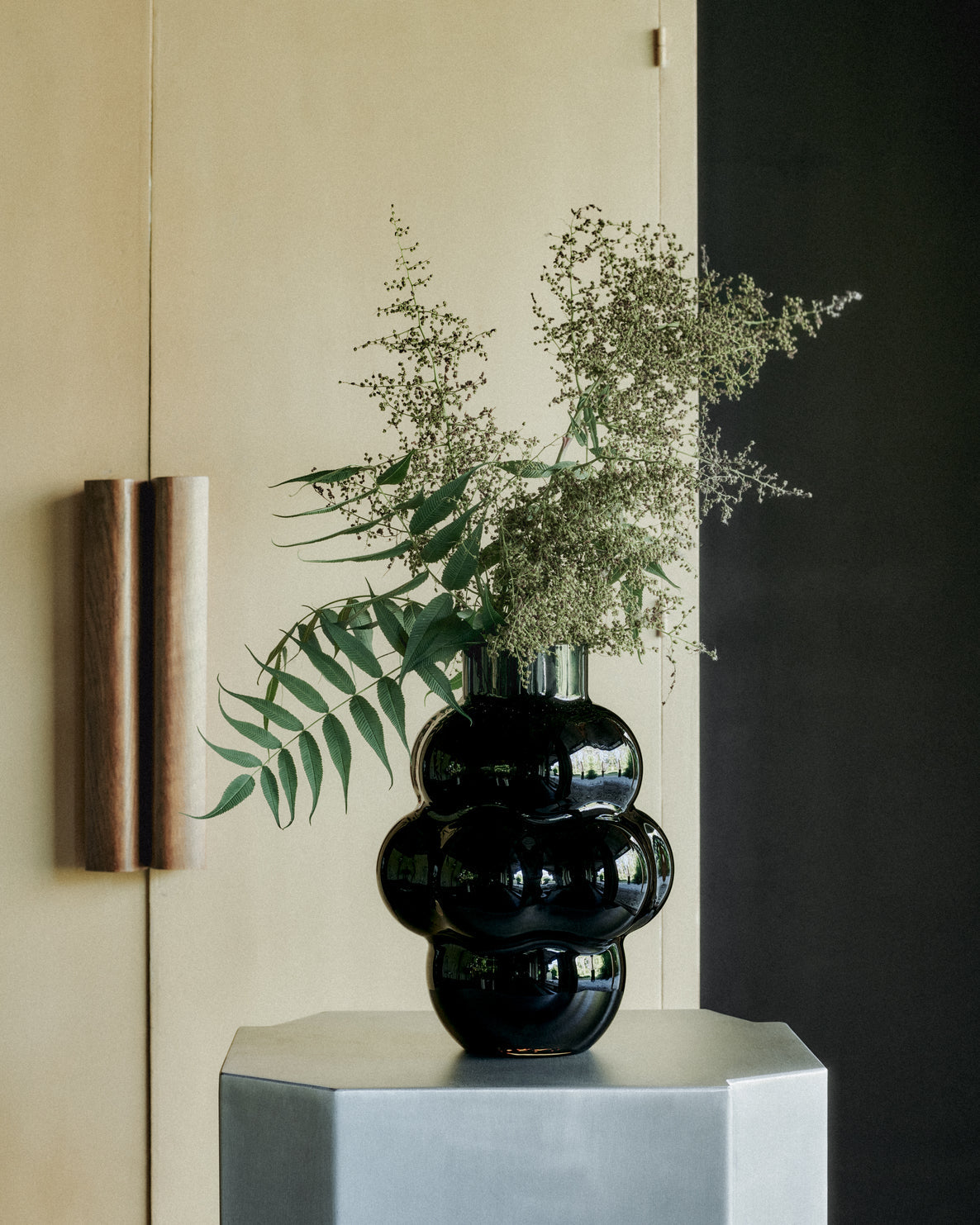 Glass Balloon Vase (04)