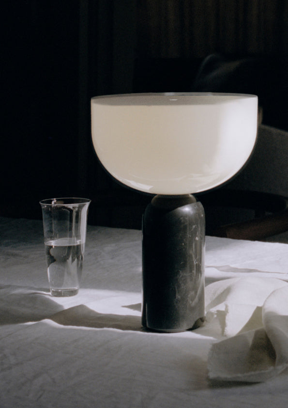 Kizu Portable Table Lamp Black Marble
